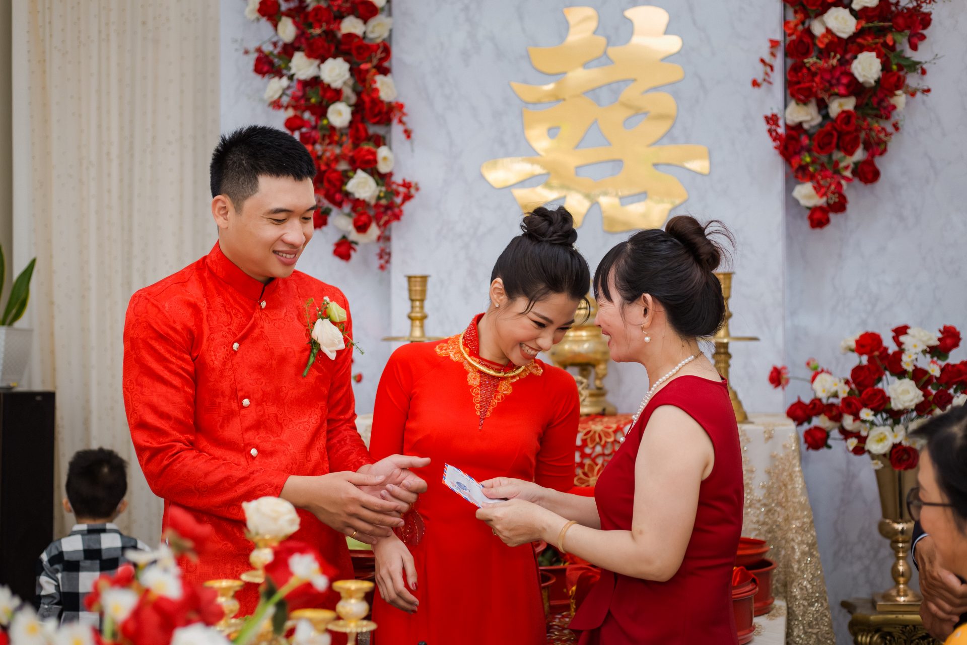 Tuổi Mậu Thìn nam mạng nên tránh cưới hỏi và xây nhà để phòng rủi ro